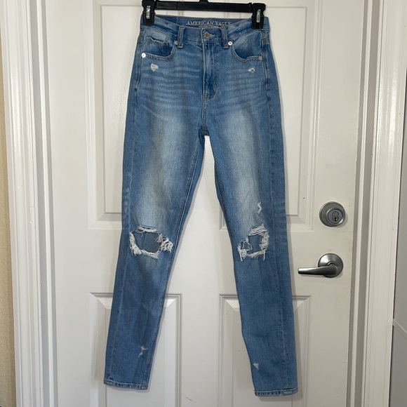 American Eagle Distressed Mom Jeans Size 00 - Picture 2 of 9